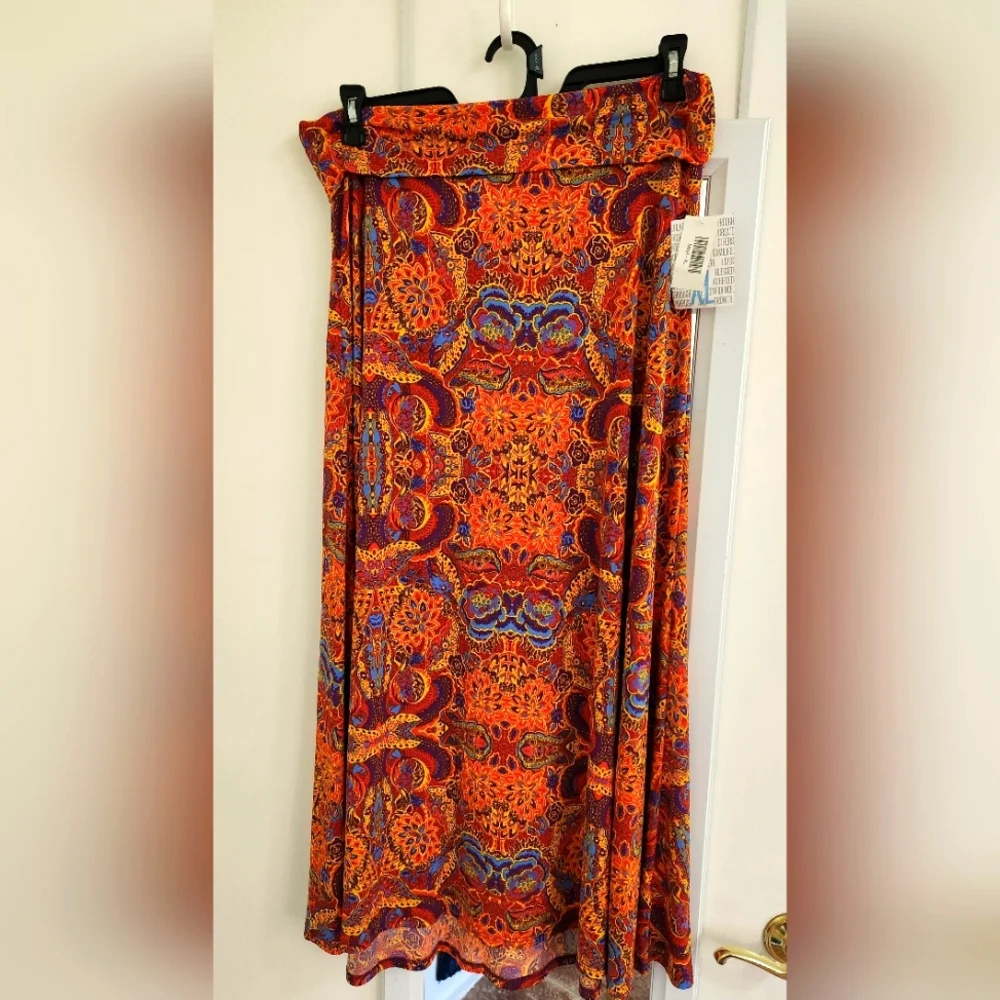 Lularoe maxi skirt - Picture 2 of 7